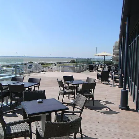 Du Beryl St Brevin L'ocean Hotel 3*